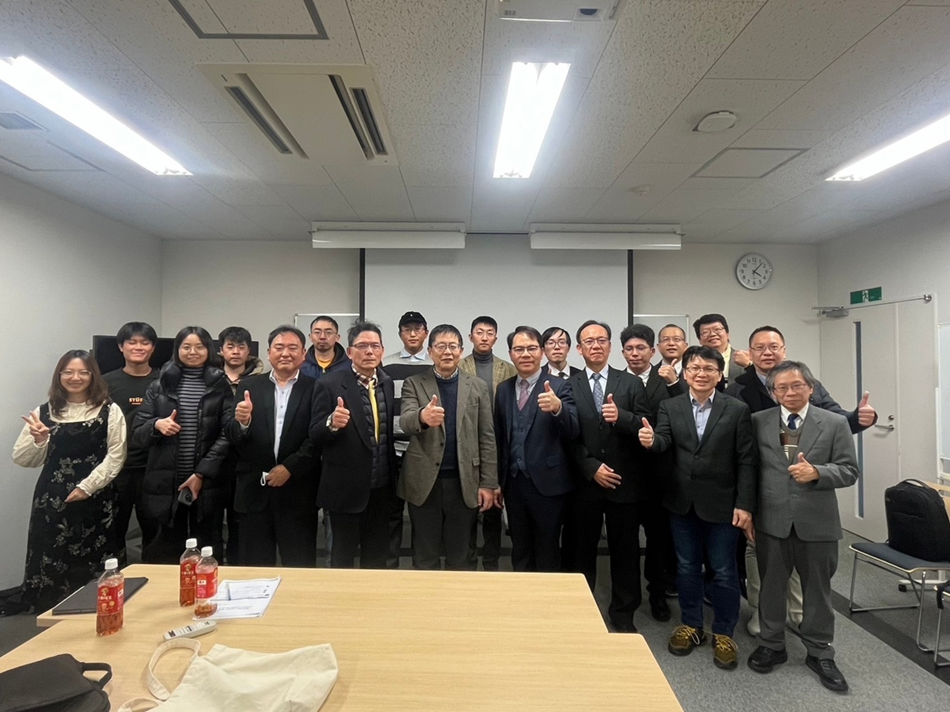 龍華科大產學合作涵蓋關鍵領域產業，讓學子對焦產業需求。