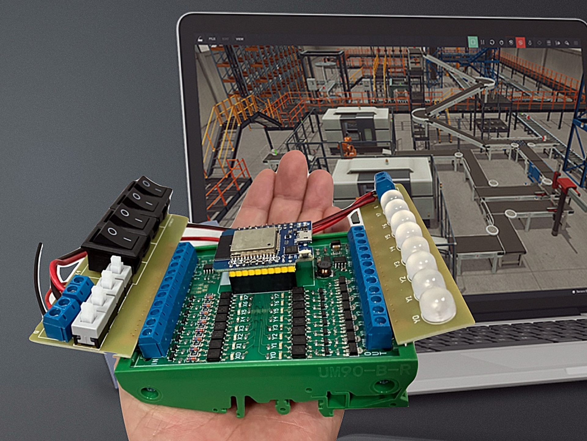 該計畫藉由自製IIoT-PLC教具推動「一人一PLC」學習，教具成本僅約1200元。