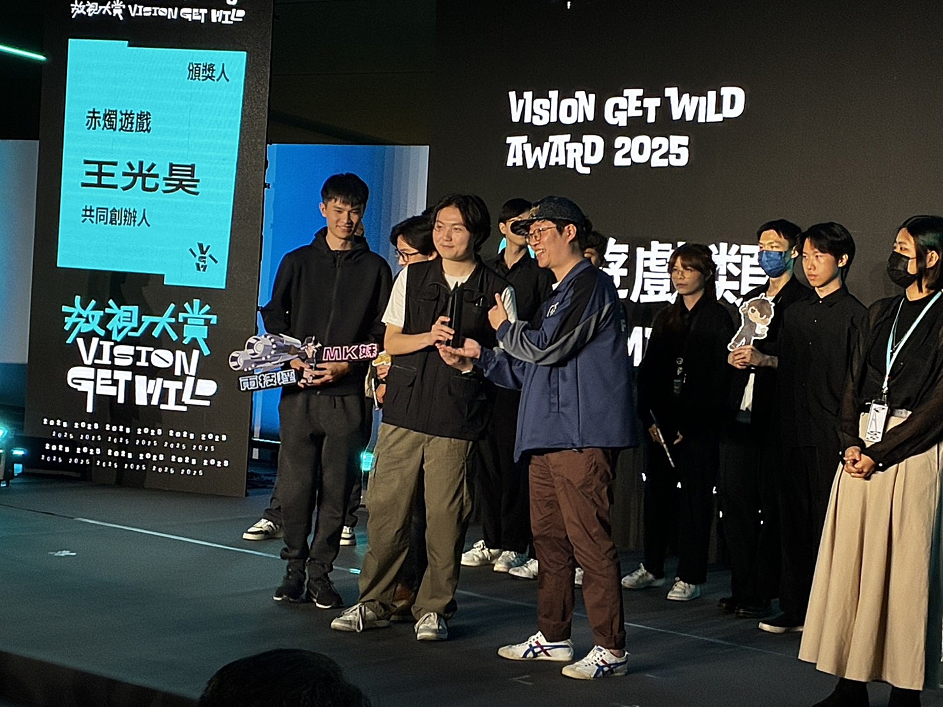 龍華科大展現遊戲開發與創意設計實力，學生團隊表現出色。