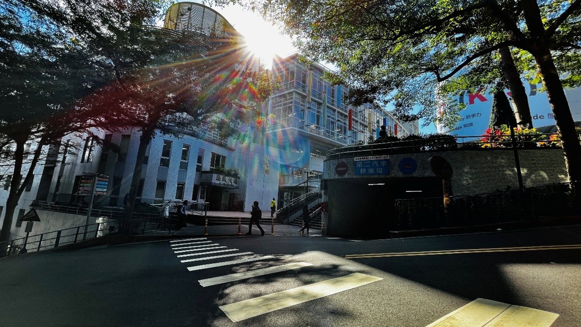 龍華科技大學校園環境優美，提供學生多元學習與成長空間。